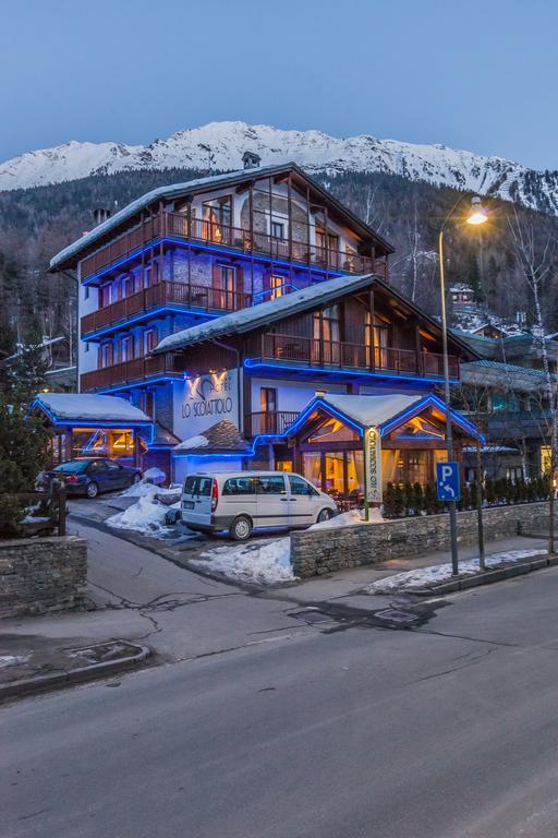 Hotel Lo Scoiattolo Κουρμαγιέρ Εξωτερικό φωτογραφία